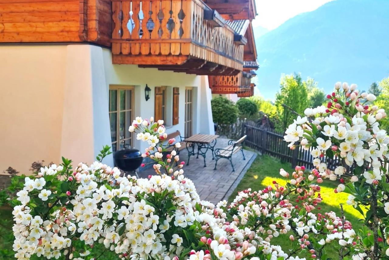 Chaletdorf Am Sonnenhang Neukirchen am Großvenediger Exterior foto